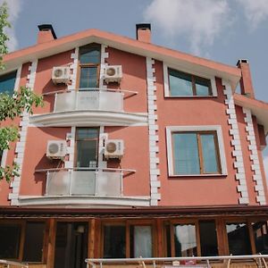 Ayisigi Hotel